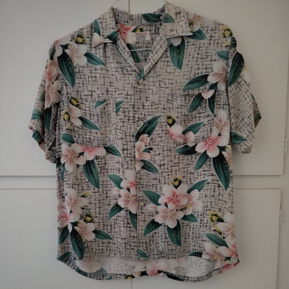 Vintage 1950's PENNY'S 100% Rayon Hawaiian Shirt Size S - Made In Japan